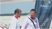 2012欧锦赛首战前夕 英格兰队抵达乌克兰